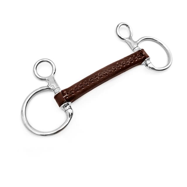 1122_8d4b127c0f-adamba_angle-square