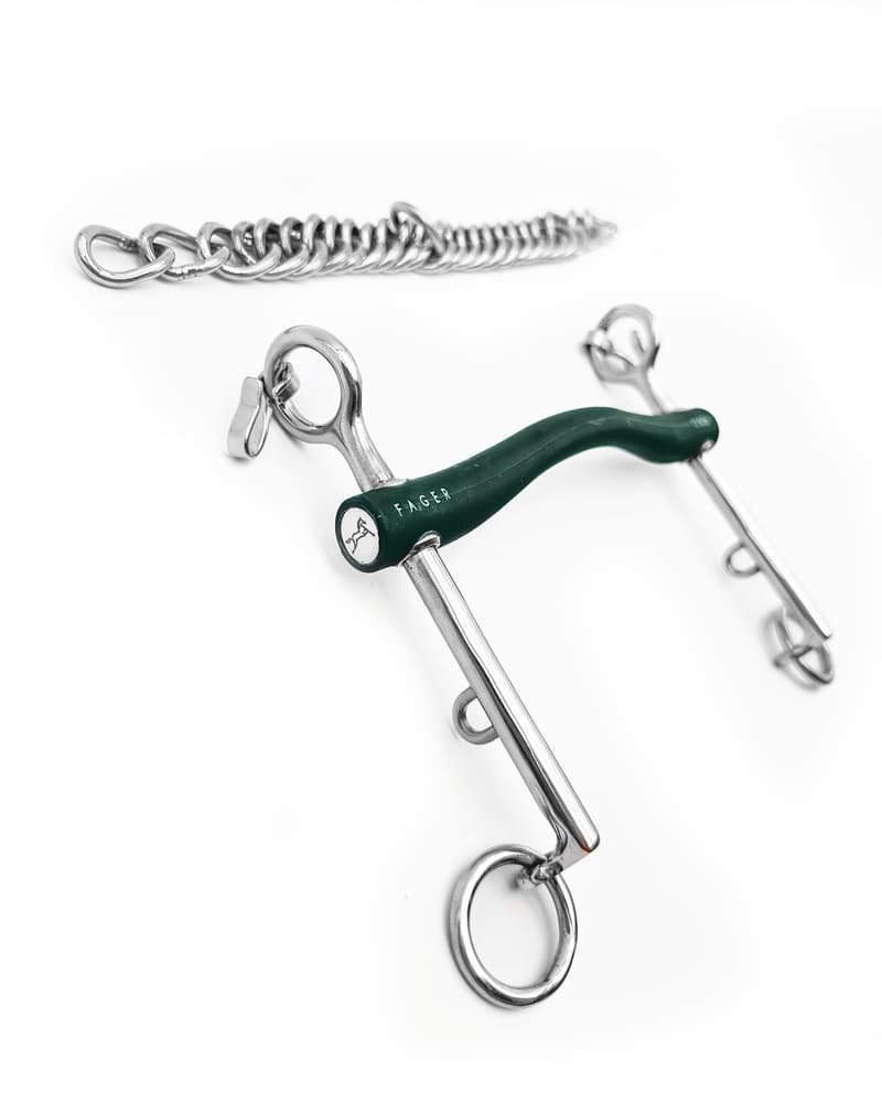 712_1ae4ad13f7-andreah_w_close7436-full